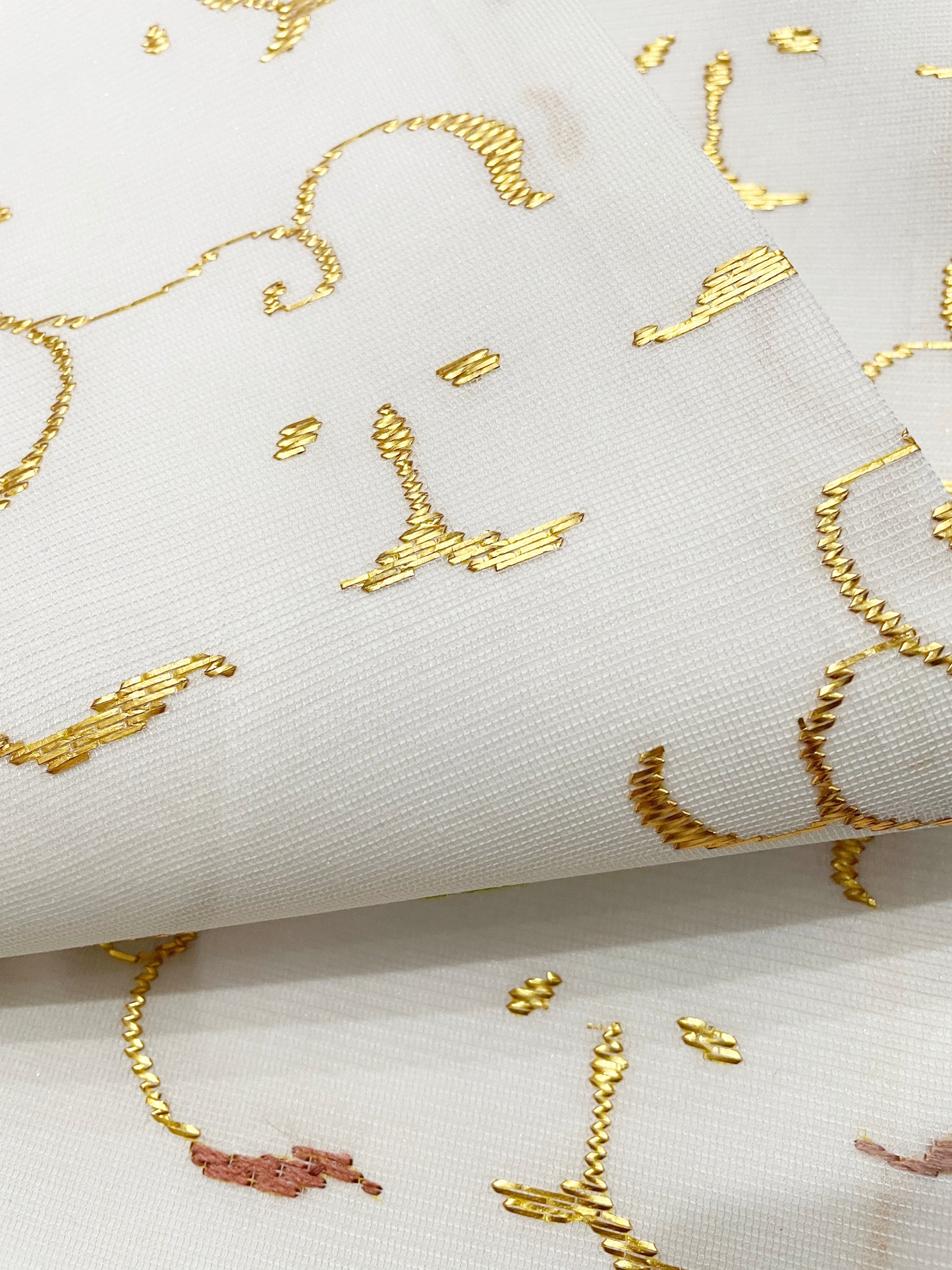 於いち「OICHI SILK)の半巾帯「縫取り刺繍(手加工)」