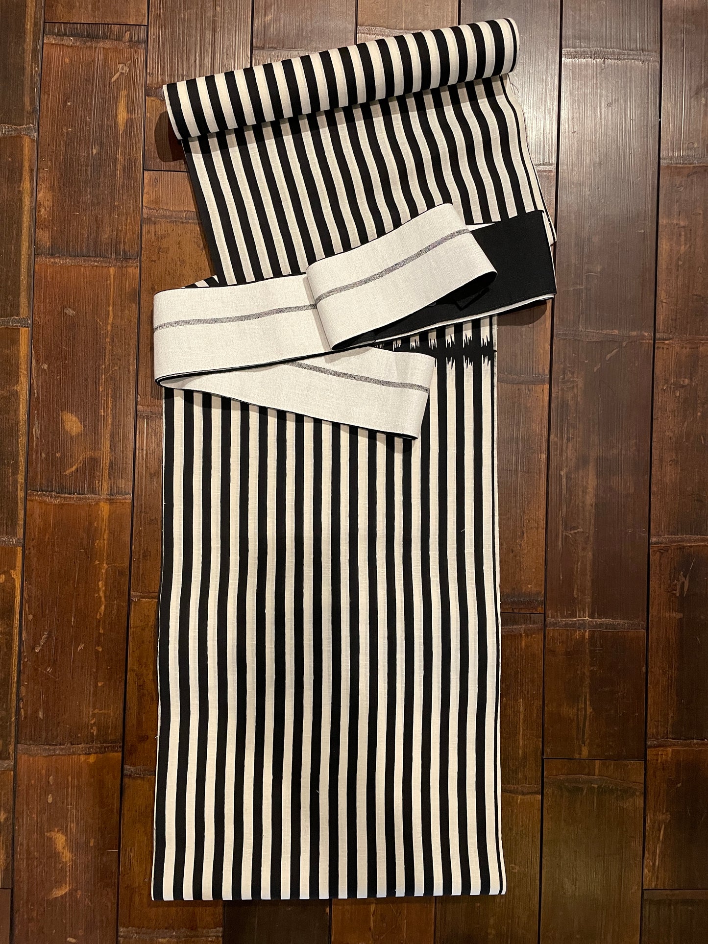 Sankatsuzome "Cotton Tsumugi Yukata/Stripes/Black & White"