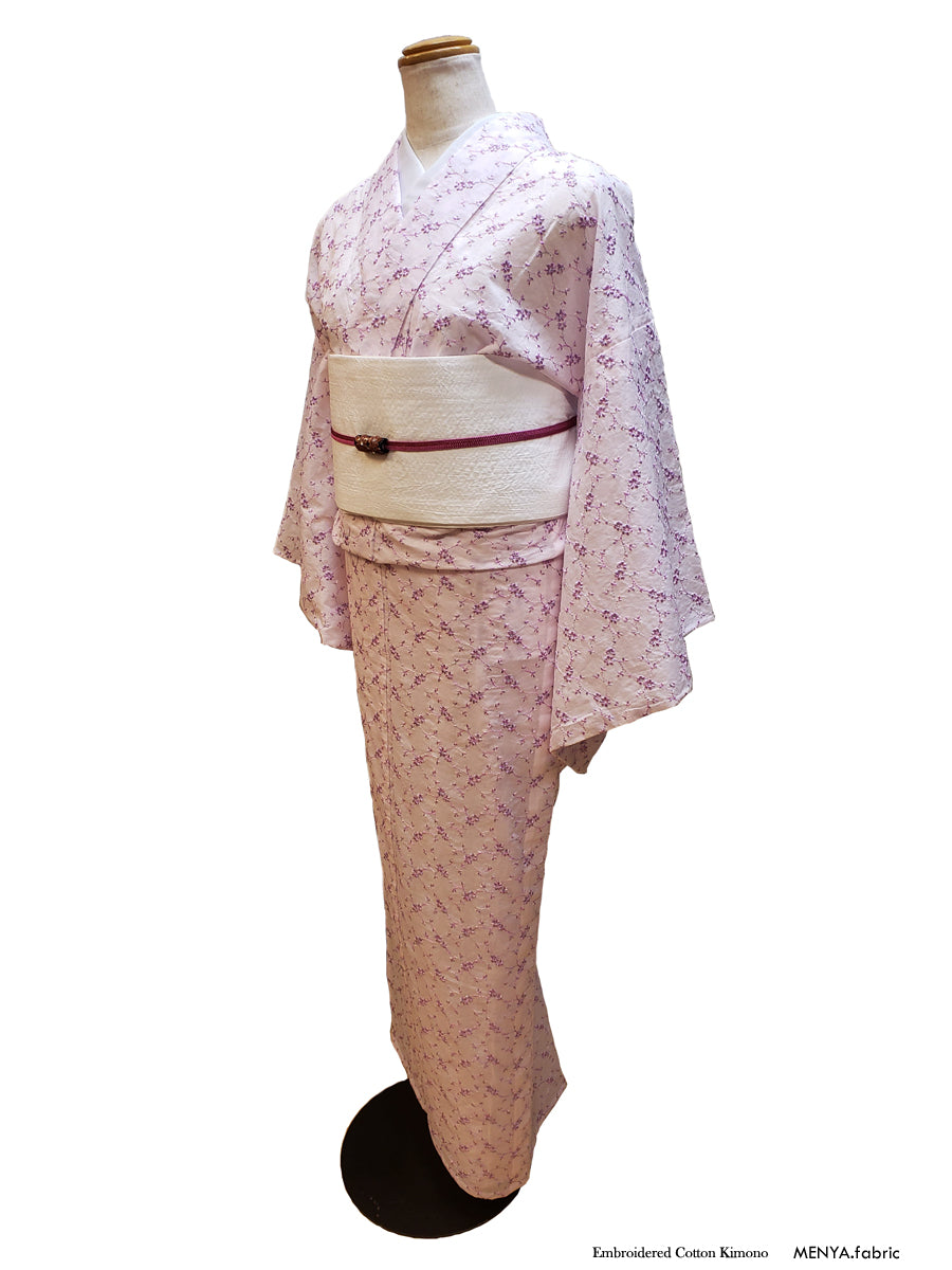(KUON) Floral embroidered cotton kimono (single tailoring included)