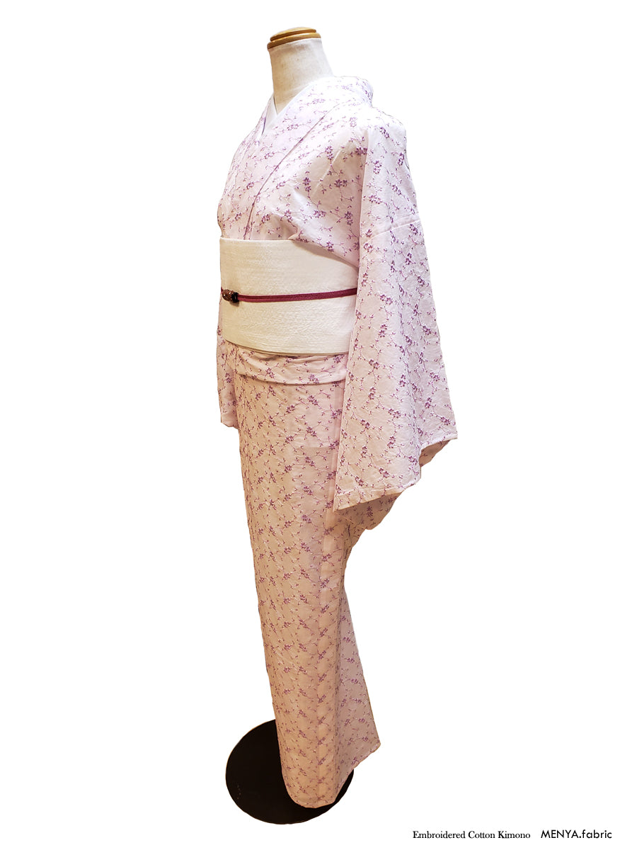 (KUON) Floral embroidered cotton kimono (single tailoring included)