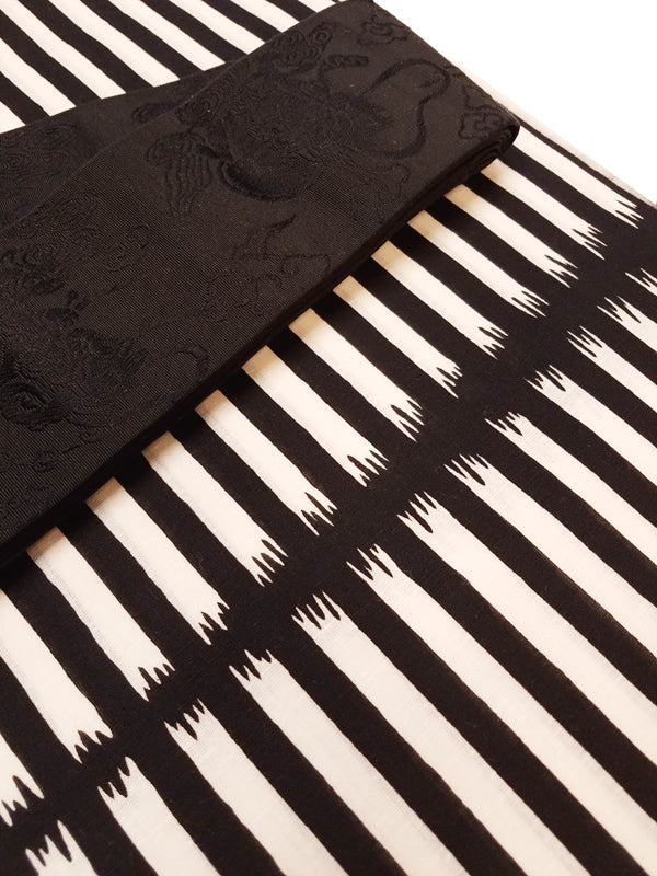 Sankatsuzome "Cotton Tsumugi Yukata/Stripes/Black & White"