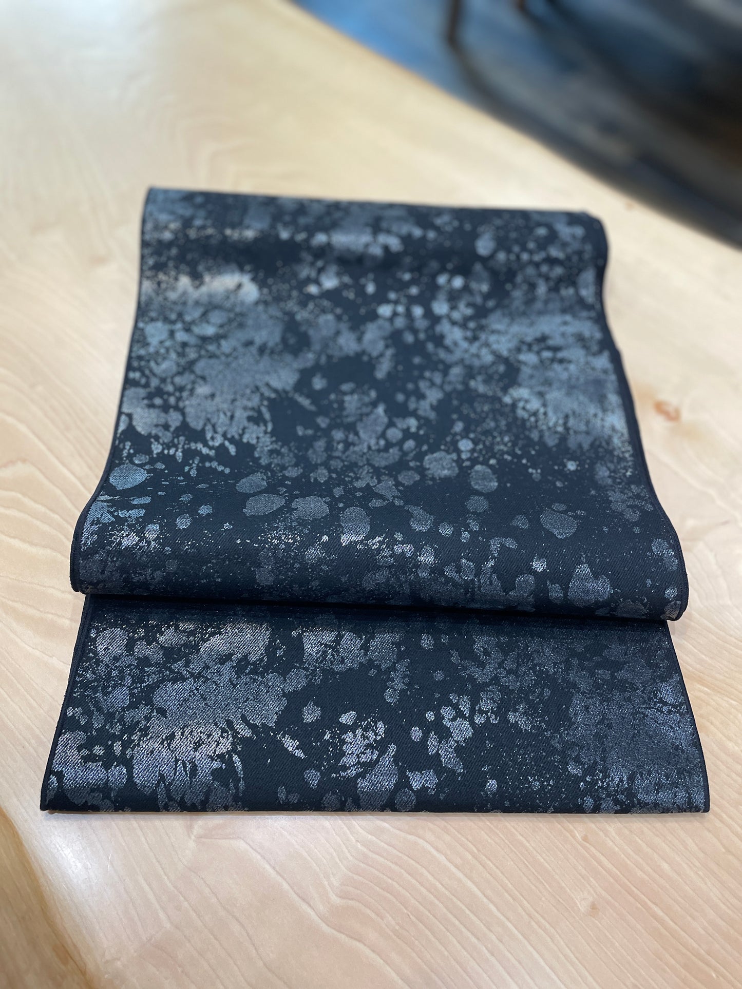 MODERN BLACK｜シルバー柄コットン帯