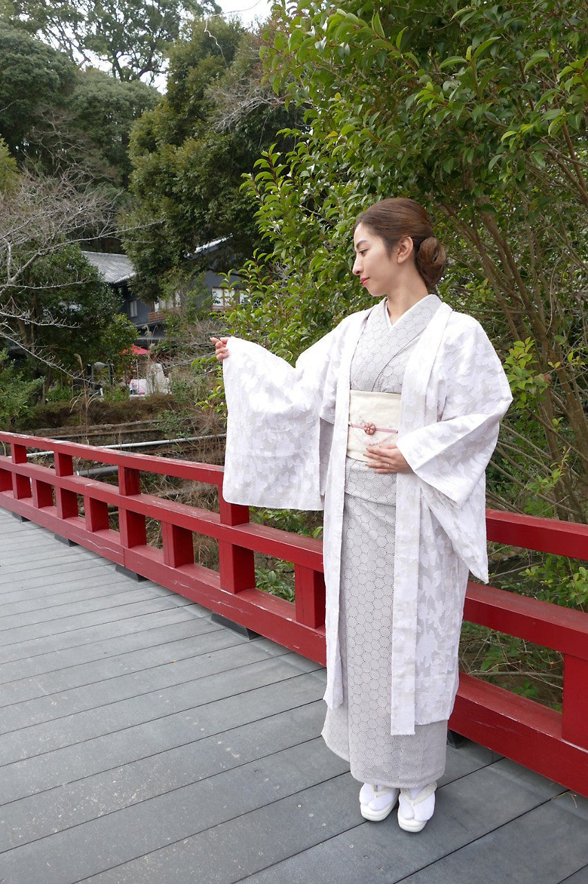 (KUON) Cotton lace kimono "Marriage" with single tailoring 